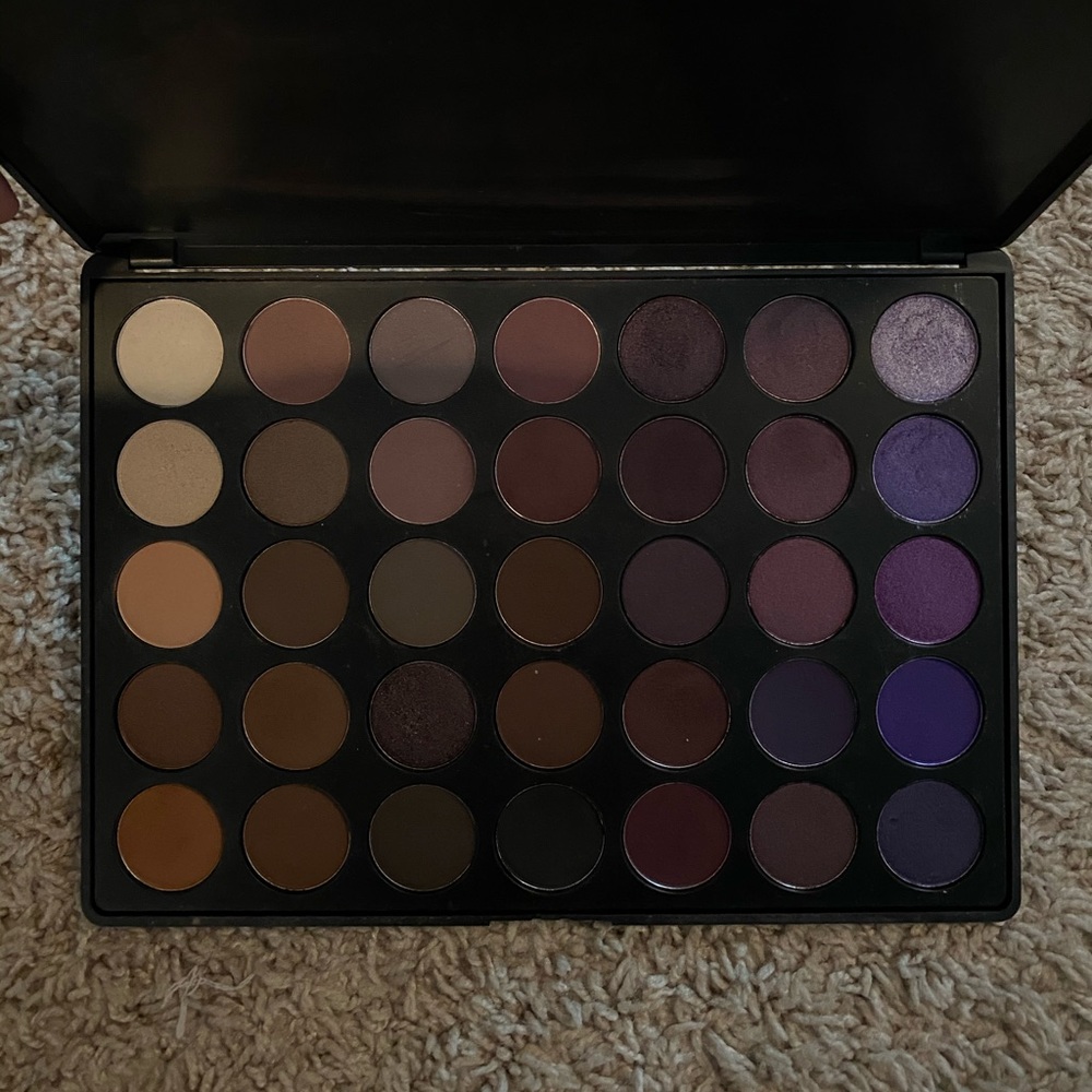 Morphe 35P Purple Pallete